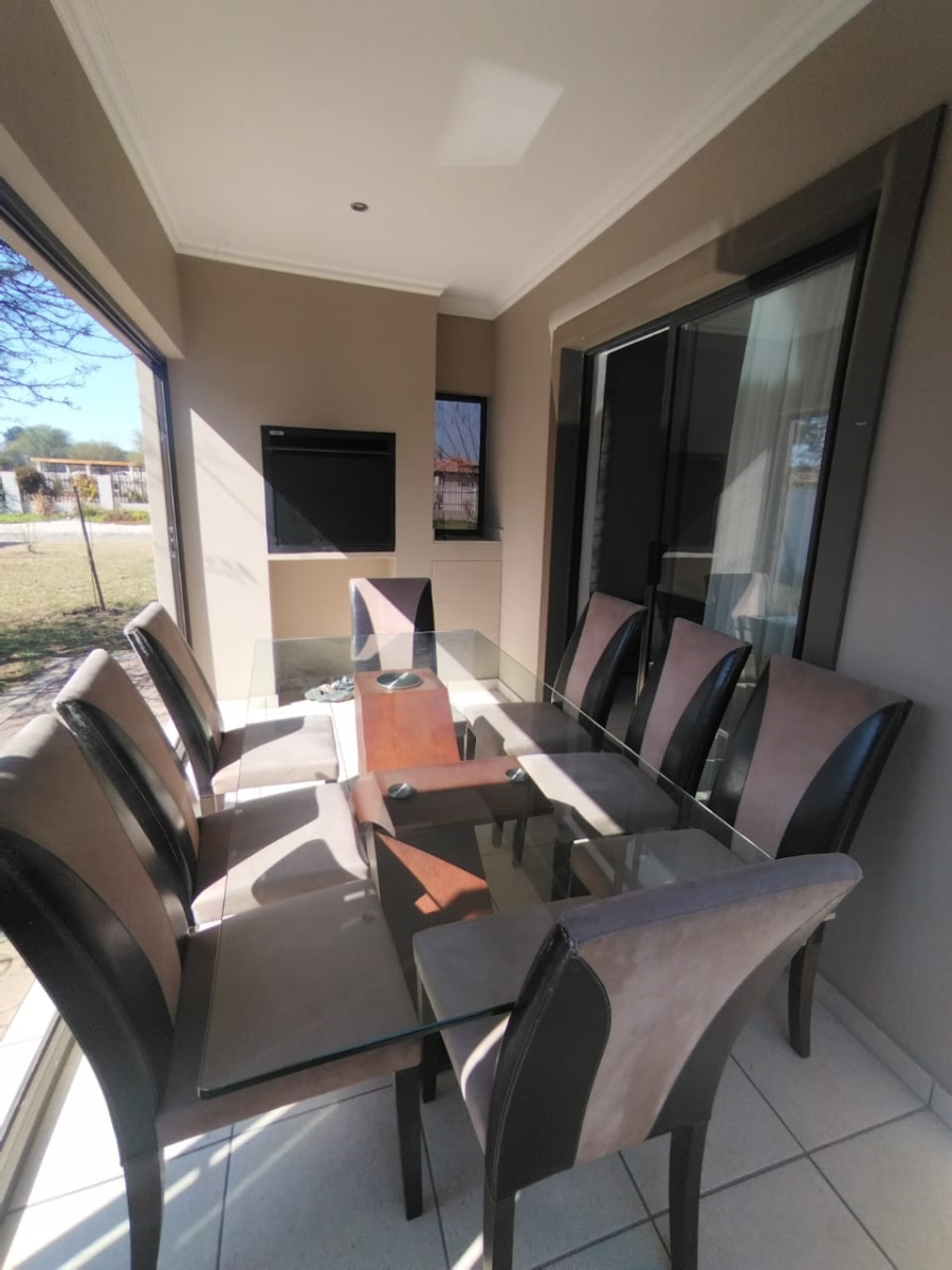 3 Bedroom Property for Sale in Ngwenya River Estate North West
